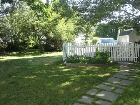 39 E Bowery Street Newport RI 02840