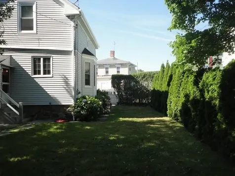 39 E Bowery Street Newport RI 02840