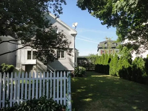39 E Bowery Street Newport RI 02840
