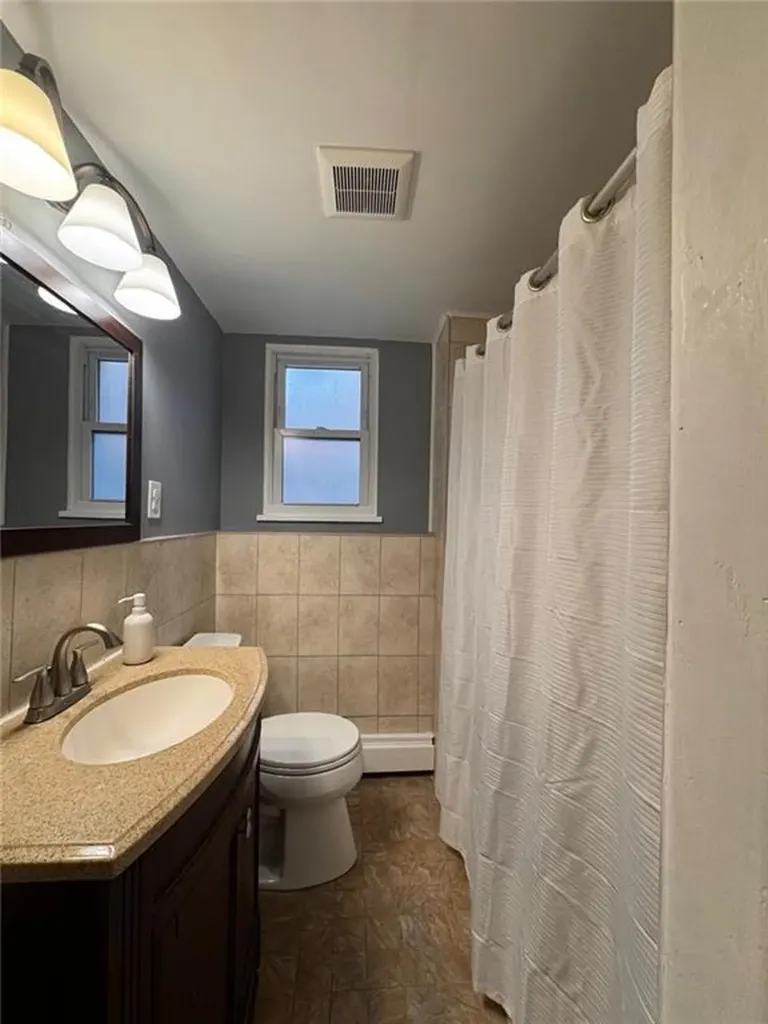 348 Union Avenue Cranston RI 02909