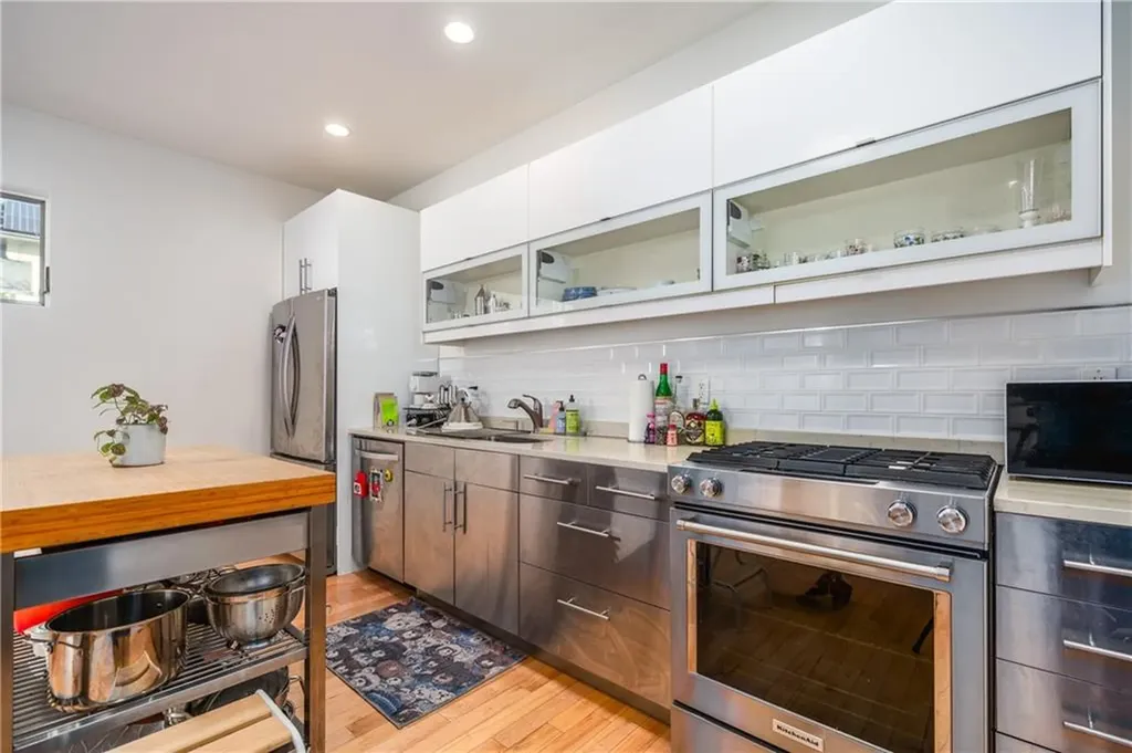 64 66 Battey Street Providence RI 02903
