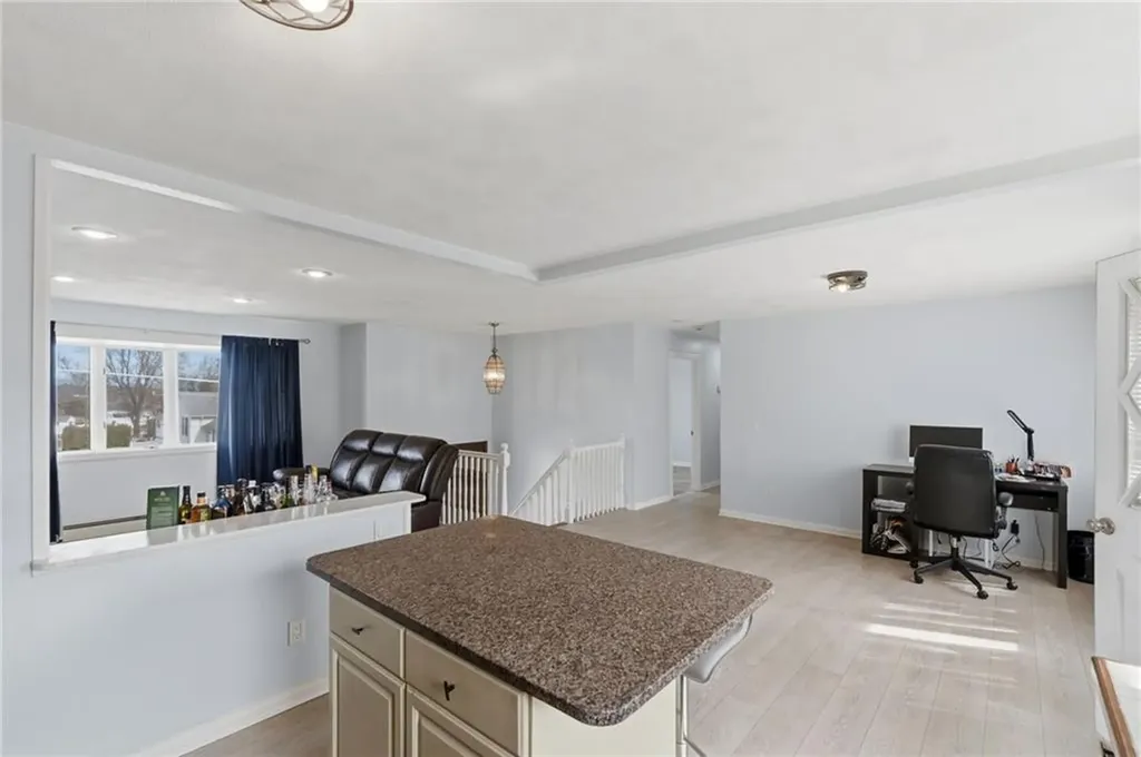 84 North View Avenue Cranston RI 02920