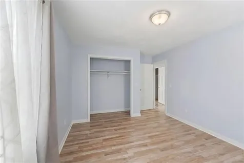 84 North View Avenue Cranston RI 02920