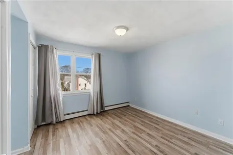 84 North View Avenue Cranston RI 02920