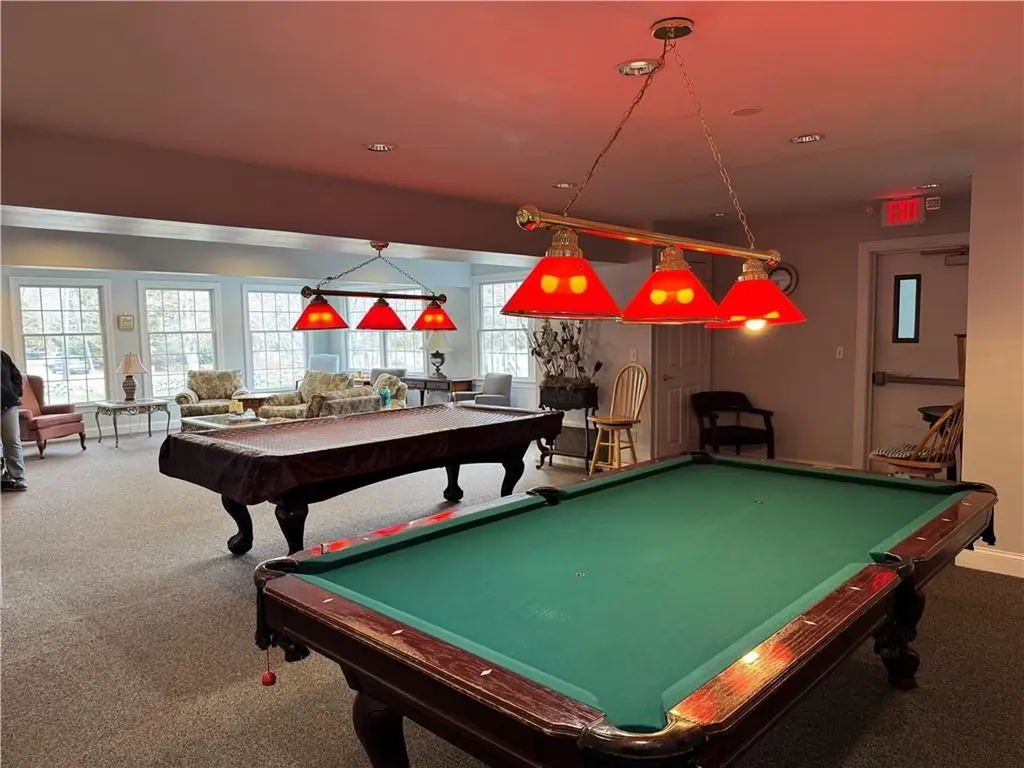 15 Bluebird Street Tiverton RI 02878