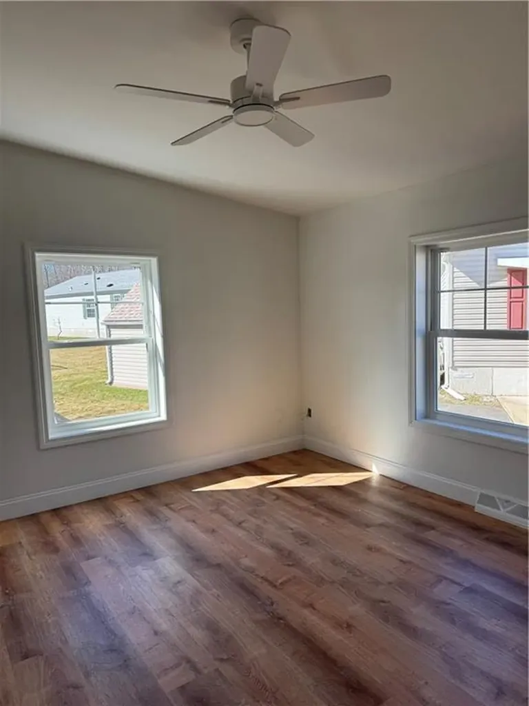 15 Bluebird Street Tiverton RI 02878