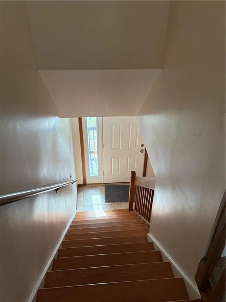 107 Arthurs Way Burrillville RI 02859