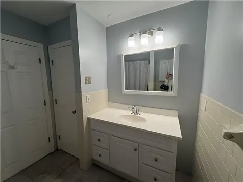 107 Arthurs Way Burrillville RI 02859