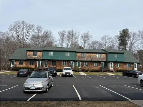 107 Arthurs Way Burrillville RI 02859