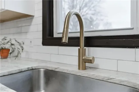 44 Holburn Avenue Cranston RI 02910