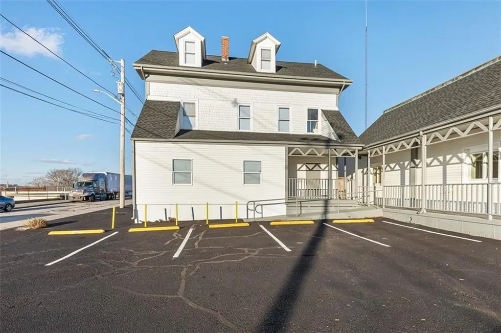 191 Nashua Street Providence RI 02904