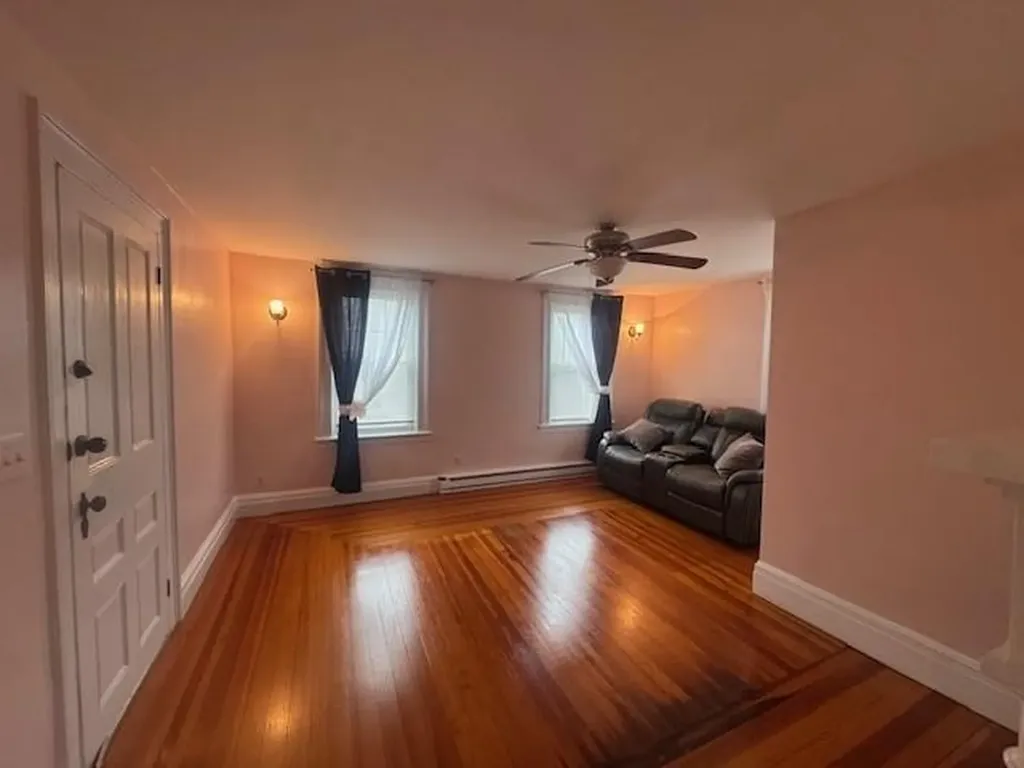 52 Manning Street Warren RI 02885