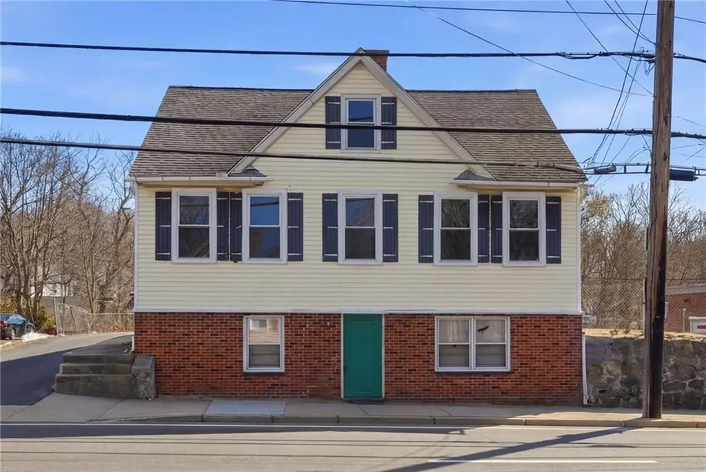 1728 Main Street West Warwick RI 02893
