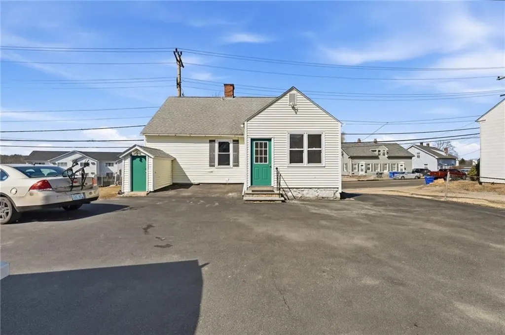 1728 Main Street West Warwick RI 02893