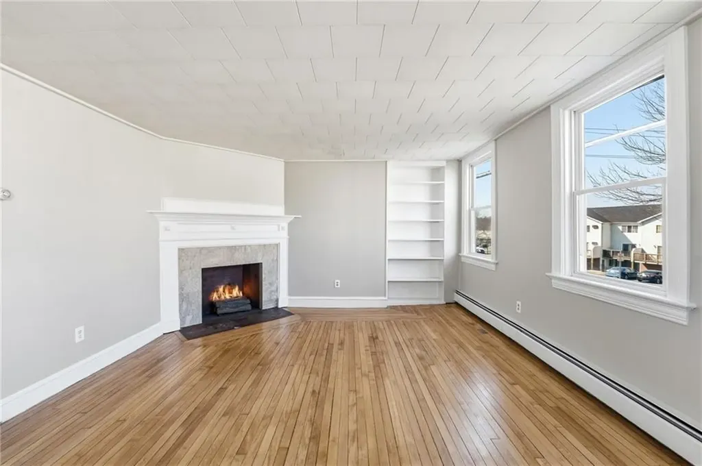 1728 Main Street West Warwick RI 02893