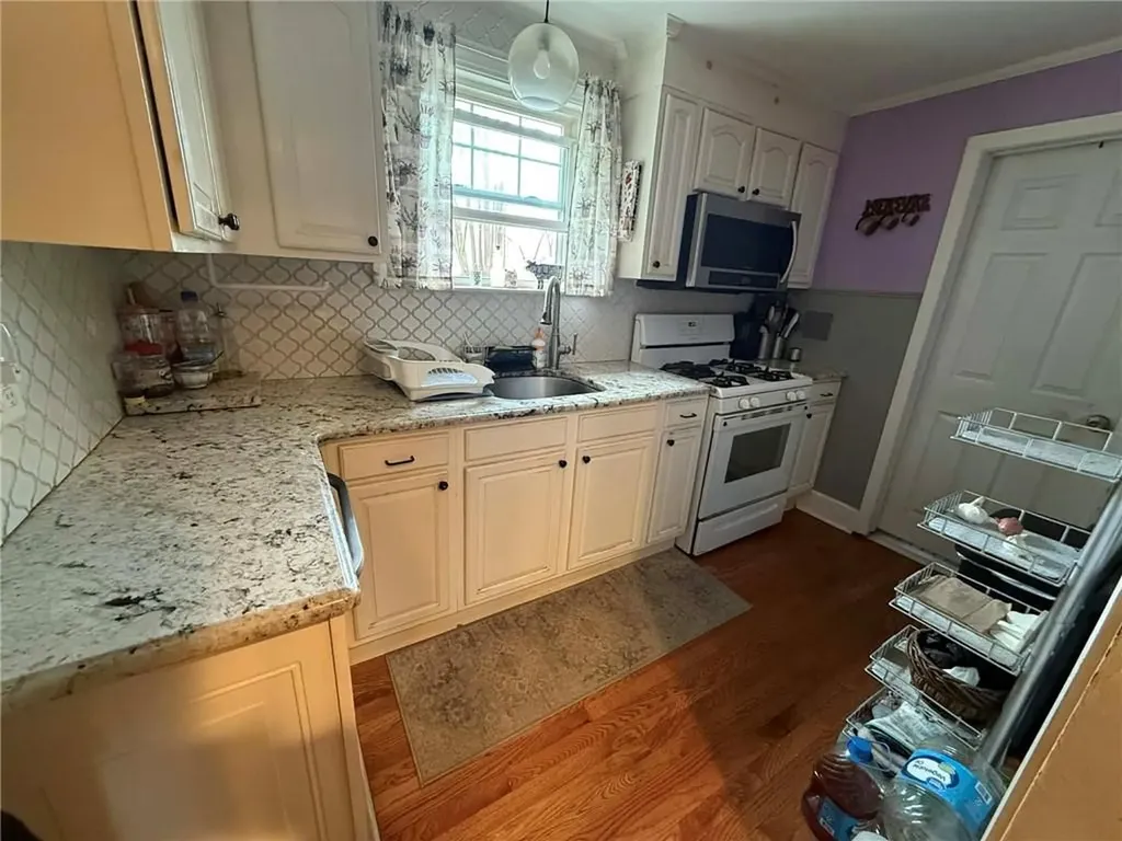 136 Hemond Avenue Woonsocket RI 02895