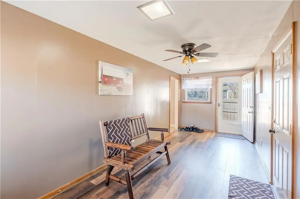 1785 W Shore Road Warwick RI 02889