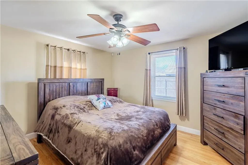 1785 W Shore Road Warwick RI 02889