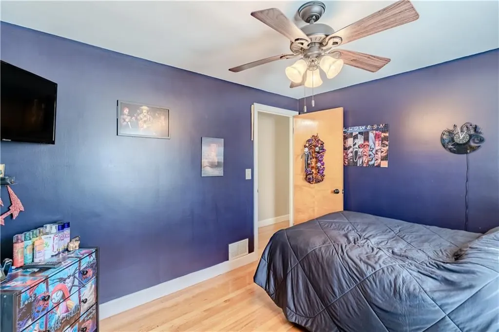1785 W Shore Road Warwick RI 02889