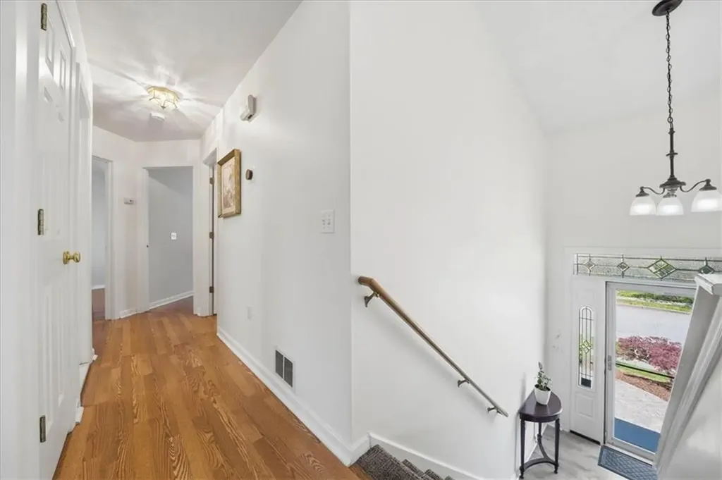 23 Moss Lane Coventry RI 02816