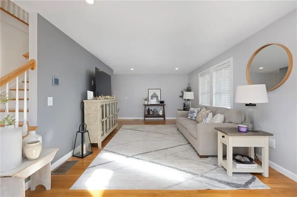 14 Hulls Court Jamestown RI 02835