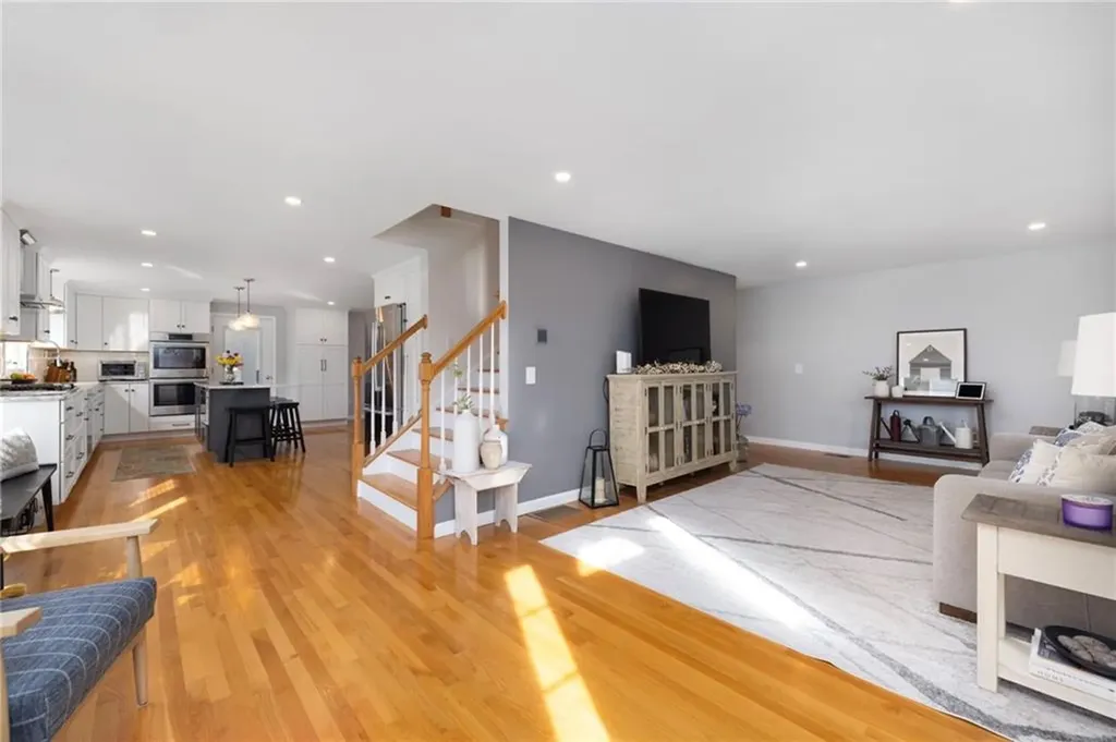 14 Hulls Court Jamestown RI 02835