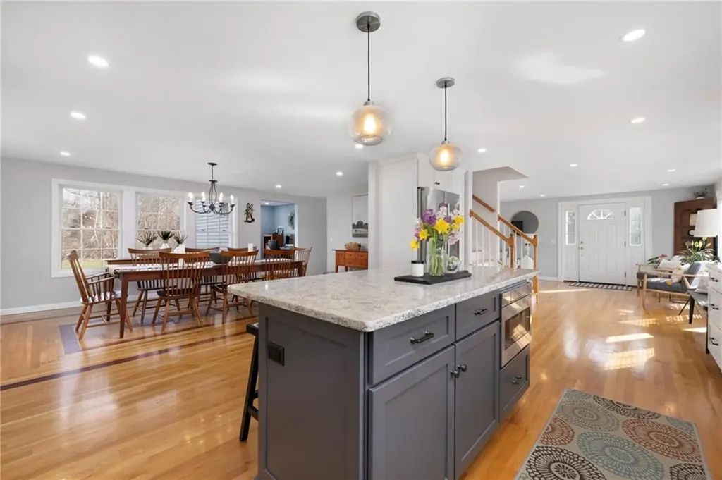 14 Hulls Court Jamestown RI 02835