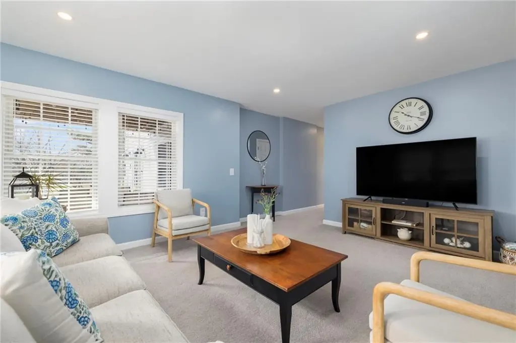 14 Hulls Court Jamestown RI 02835