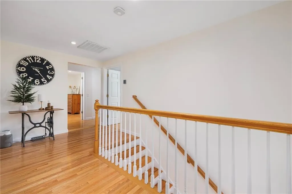 14 Hulls Court Jamestown RI 02835