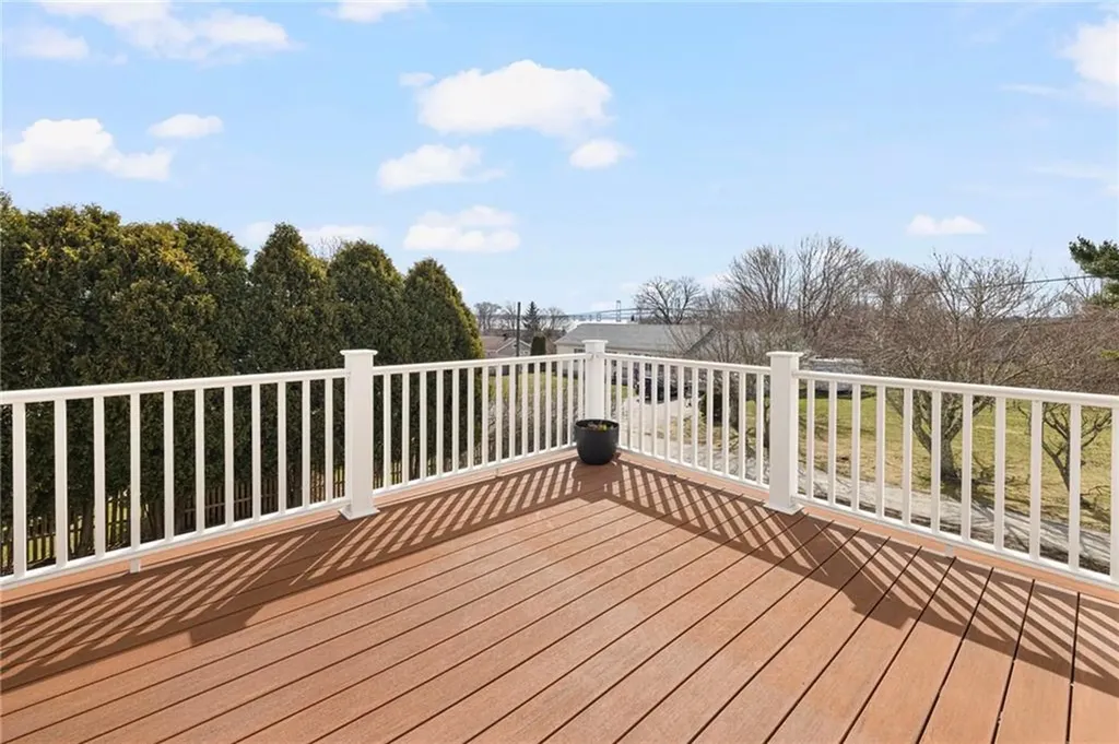 14 Hulls Court Jamestown RI 02835