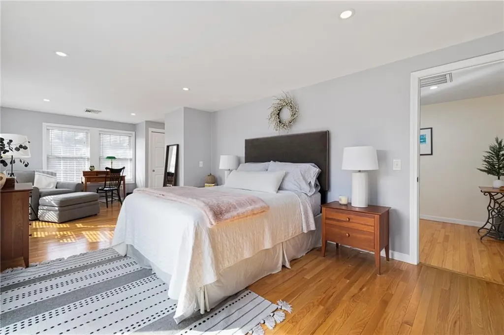 14 Hulls Court Jamestown RI 02835