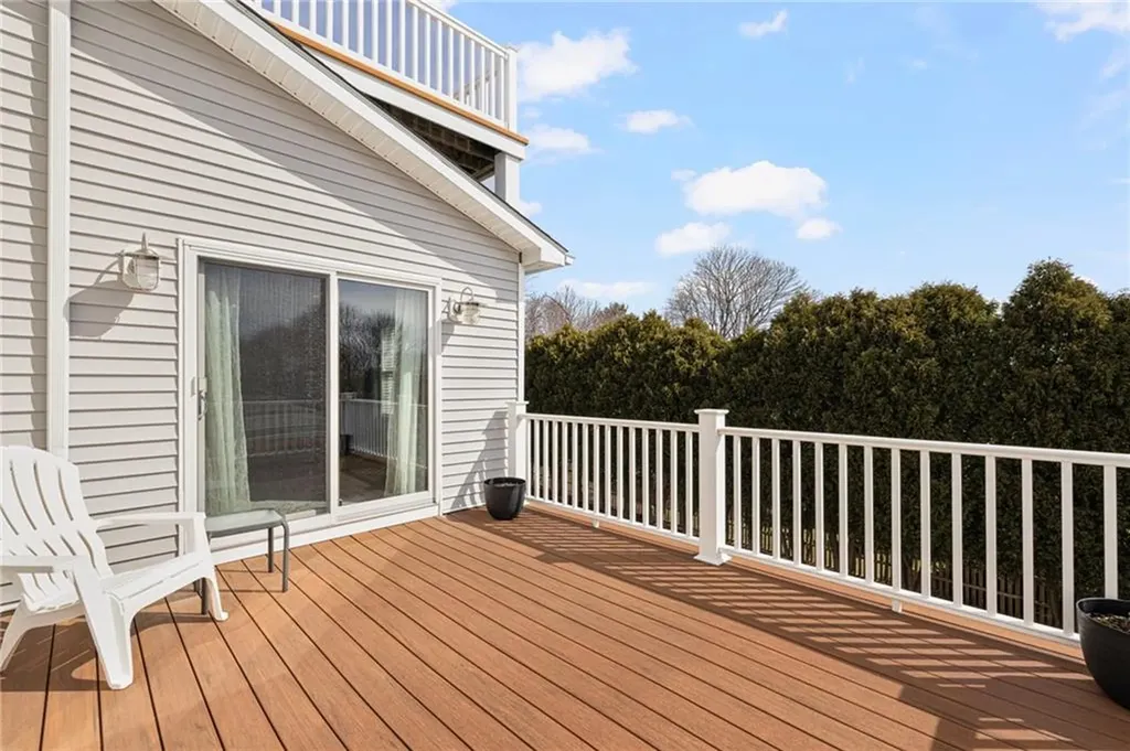 14 Hulls Court Jamestown RI 02835