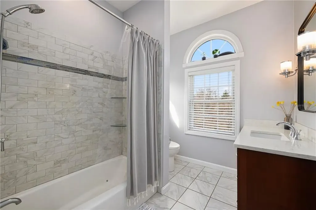 14 Hulls Court Jamestown RI 02835