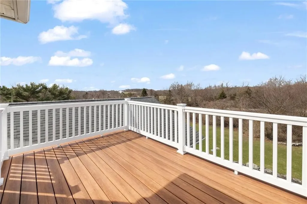 14 Hulls Court Jamestown RI 02835