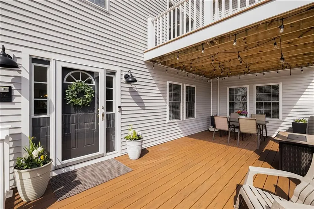 14 Hulls Court Jamestown RI 02835
