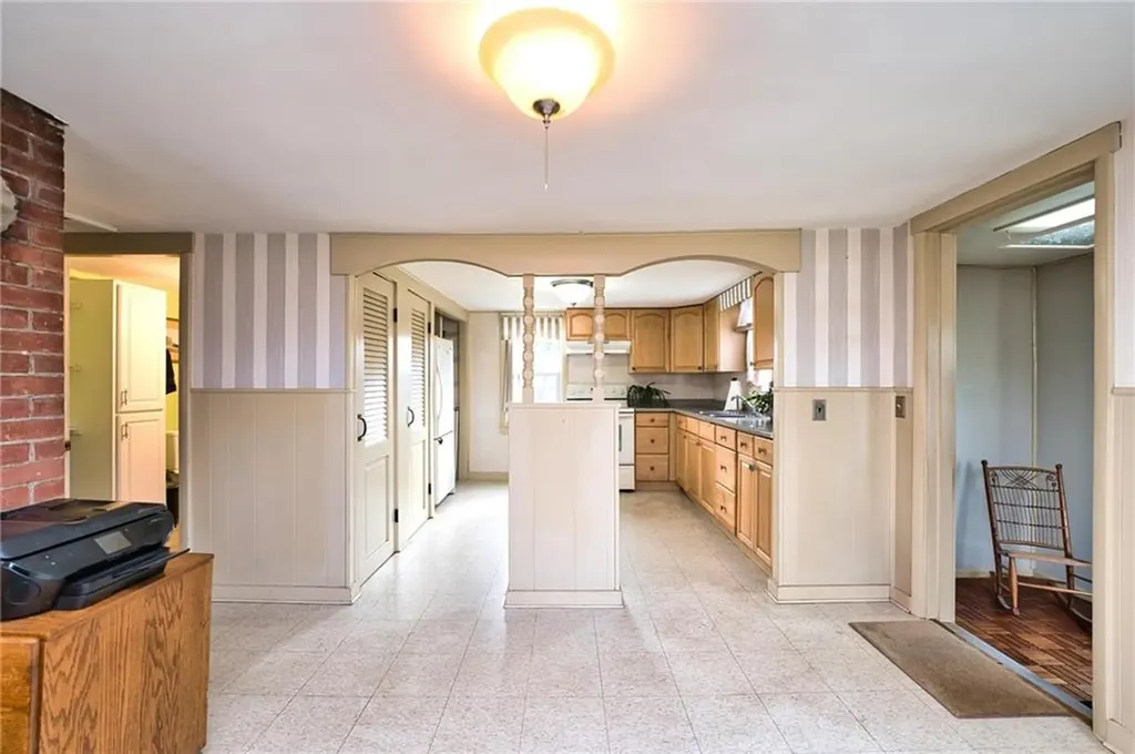 138 Willow Avenue Little Compton RI 02837