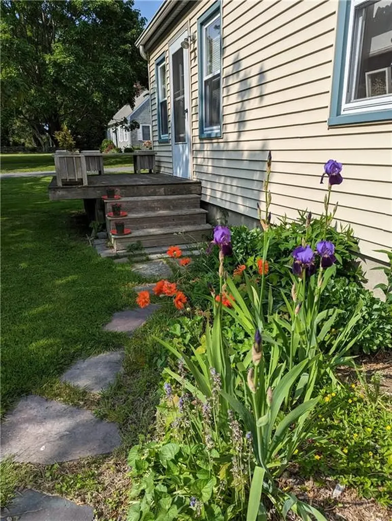 138 Willow Avenue Little Compton RI 02837