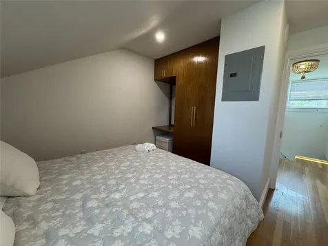 8 Barney Street Newport RI 02840