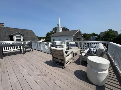 8 Barney Street Newport RI 02840