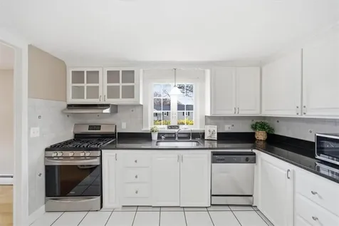 28 Glenbrook Road Warwick RI 02889