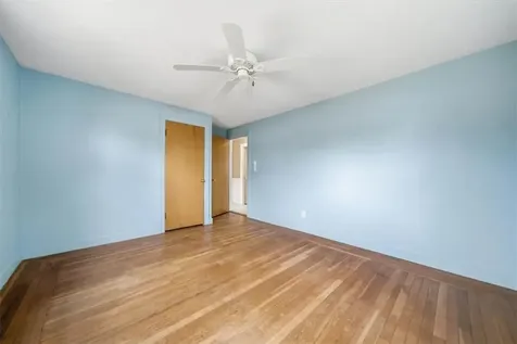 28 Glenbrook Road Warwick RI 02889