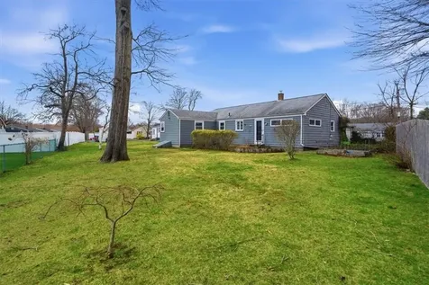 28 Glenbrook Road Warwick RI 02889