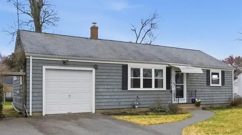 28 Glenbrook Road Warwick RI 02889