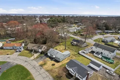 28 Glenbrook Road Warwick RI 02889