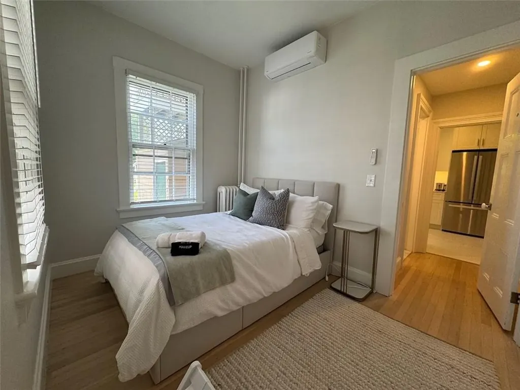 8 Barney Street Newport RI 02840
