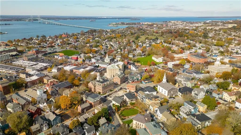 8 Barney Street Newport RI 02840