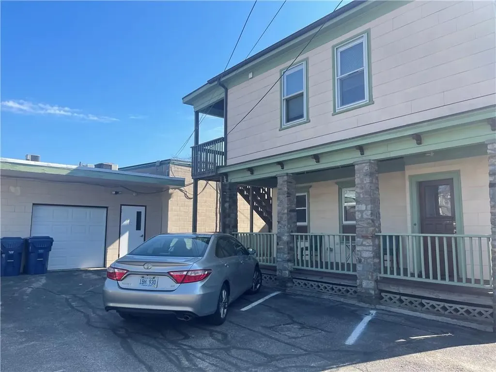 585 Main Street East Greenwich RI 02818