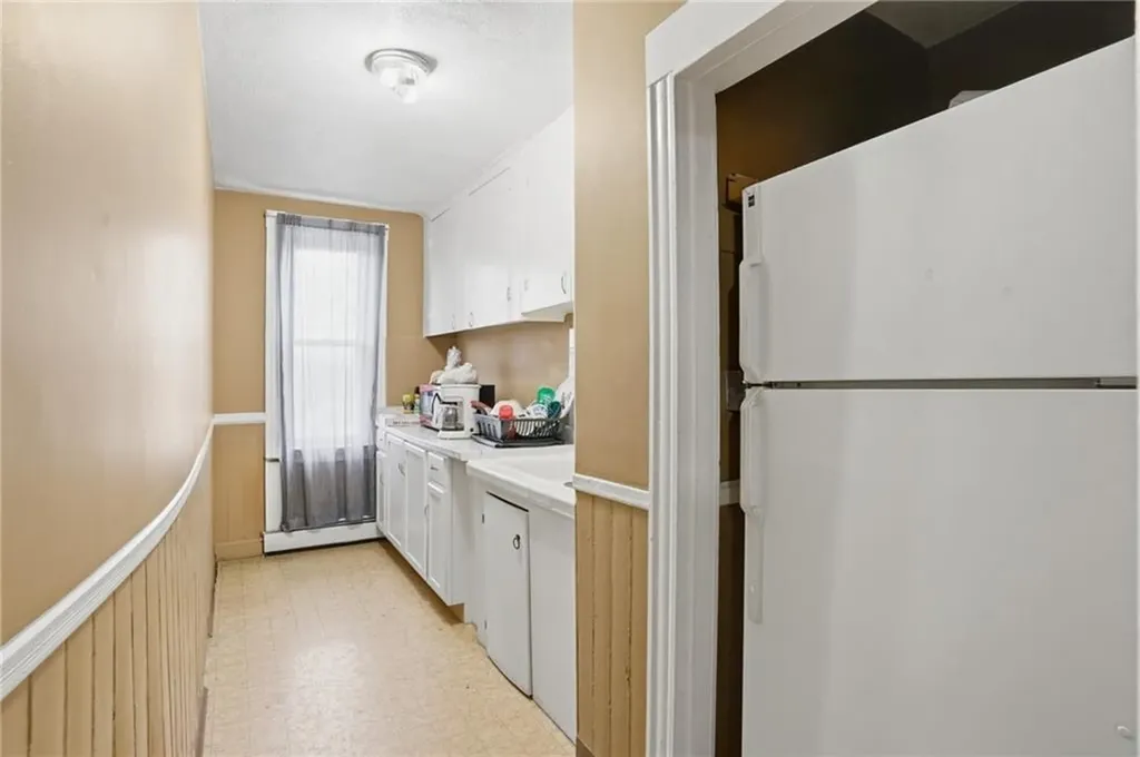 17 Ledge Street Providence RI 02904