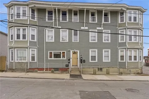 17 Ledge Street Providence RI 02904