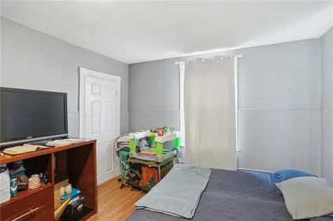 17 Ledge Street Providence RI 02904